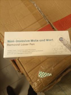 Mole removal pen