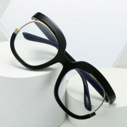 Large frame glasses