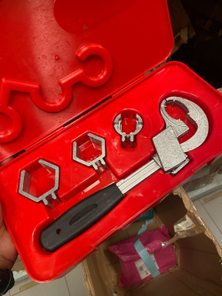 Water pipe tools